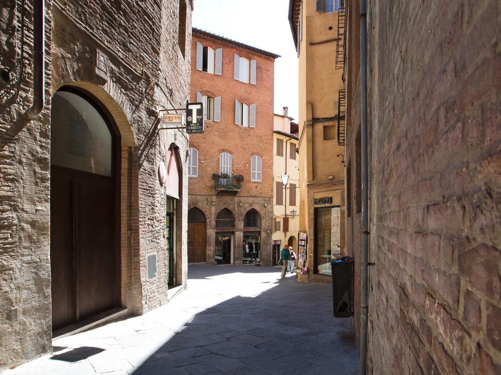 Il Tolomei - Central In The Middle Of Main Street Siena Værelse billede